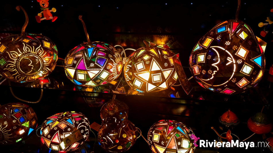 Tienda de lamparas Jellyfish. Foto: RivieraMaya.mx