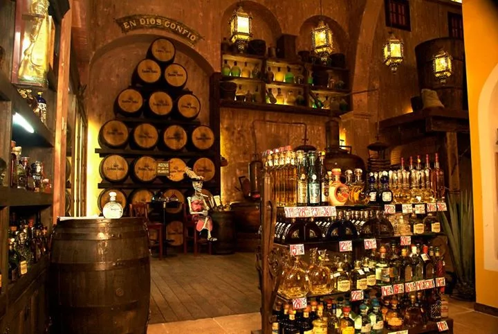 Hacienda Tequila-compras-Playa del Carmen