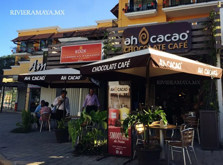 Tienda de Ah Cacao en Quinta y Constituyentes. Foto de Rivieramaya.mx
