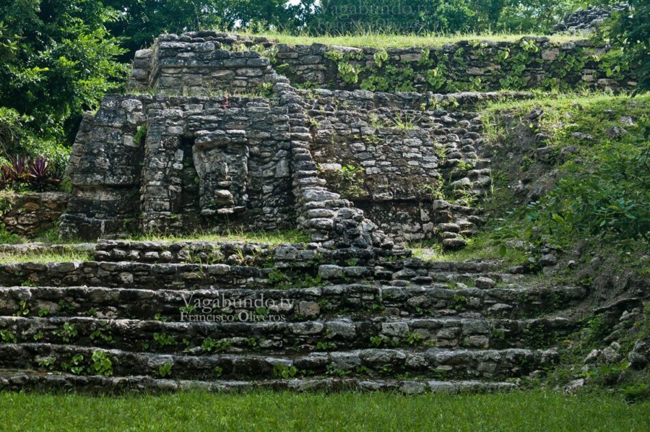 Dzibanché temple with a faintly sketched face.