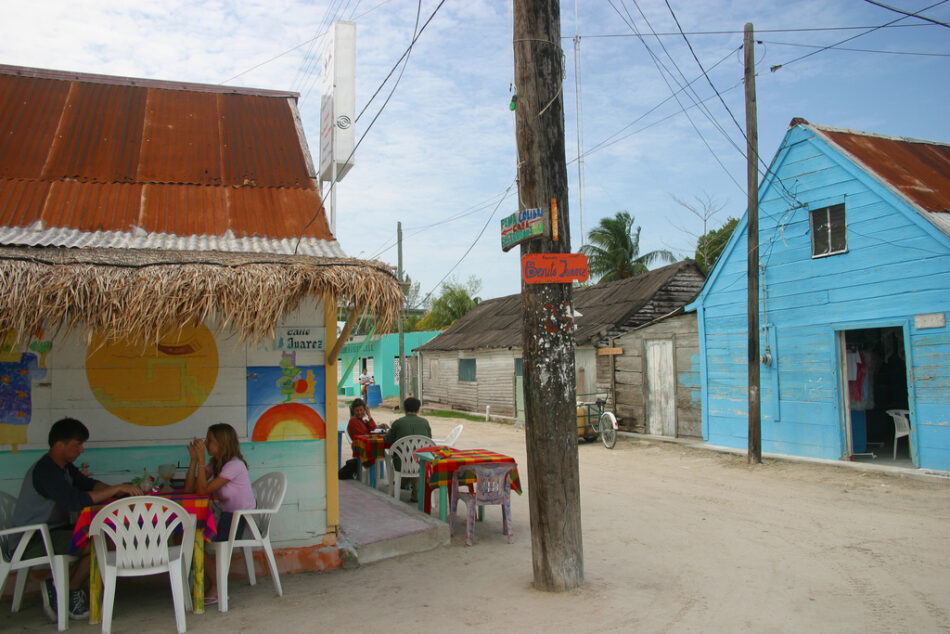 holbox-pueblo