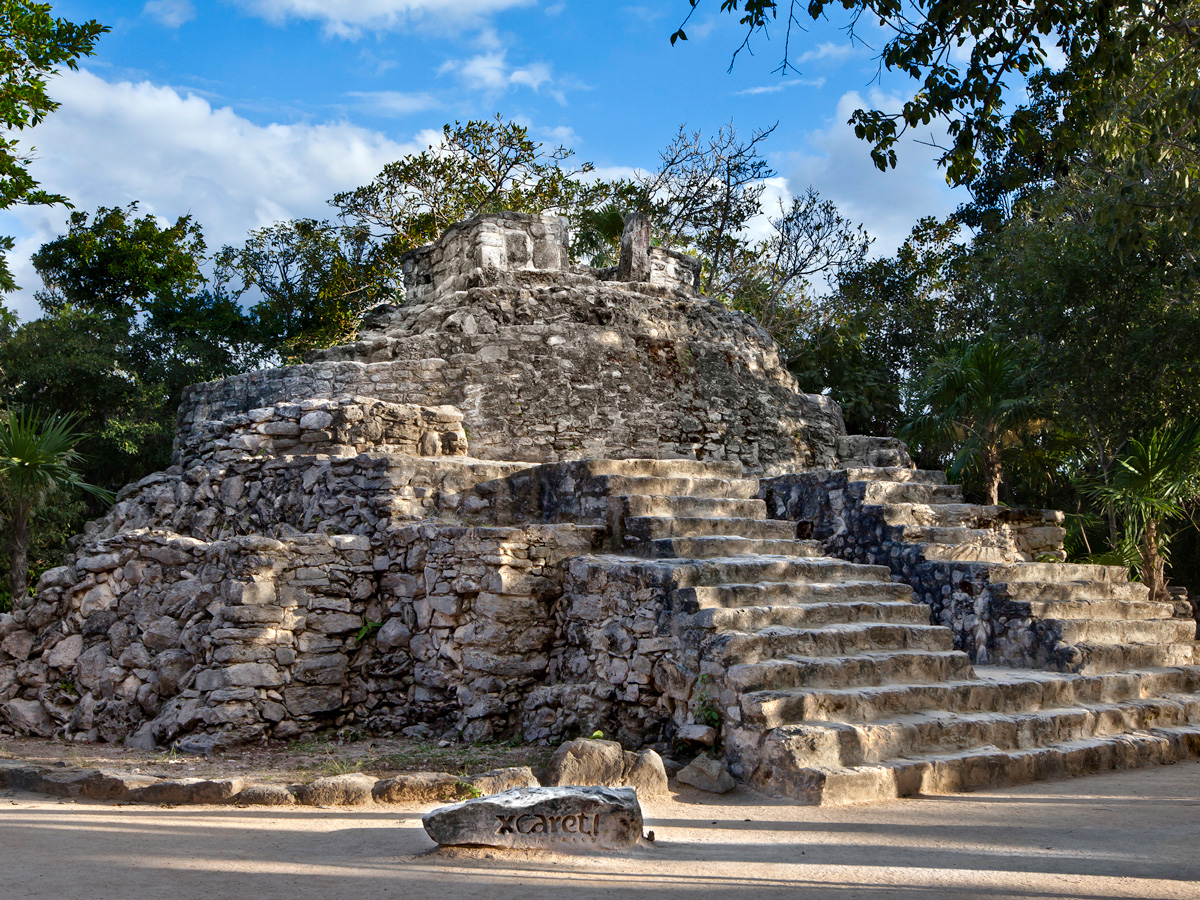 Zona arqueológica de Xcaret. 玛雅遗址